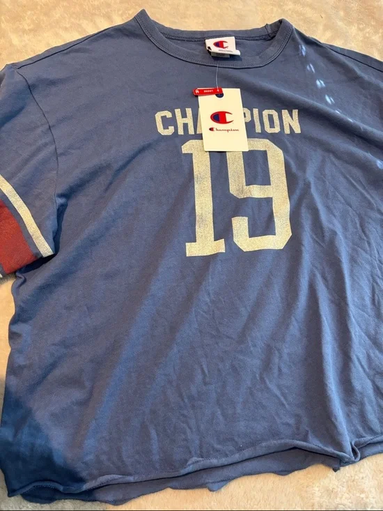 NEW Champion Blue '19' Graphic Short Sleeve Tee with Red & White Stripe Sleeves - Picture 3 of 6